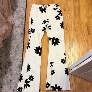 White Jeans with Black Daisy Print